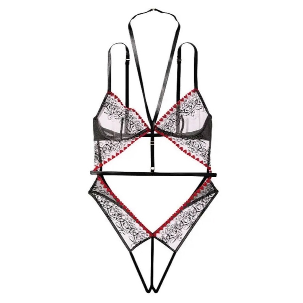 Victoria ’s Secret Love Letters Hearts Harness Embroidered Teddy